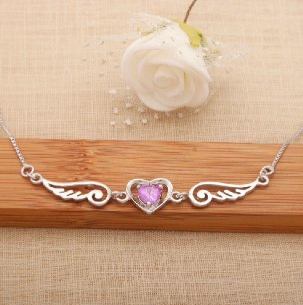 Ailes D'ange À La Mode Avec Collier En Argent Sterling Pour Femmes Avec Coeur En Cristal