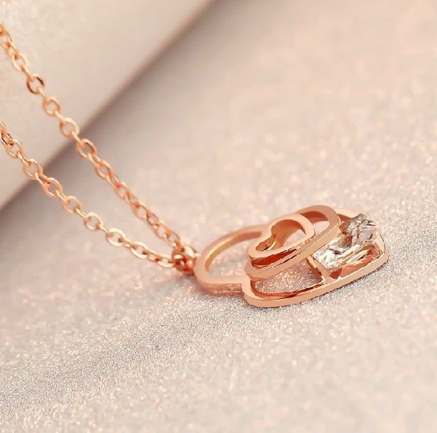 Élégant Joli Collier Coeur En Or Rose 18 Carats Plaqué