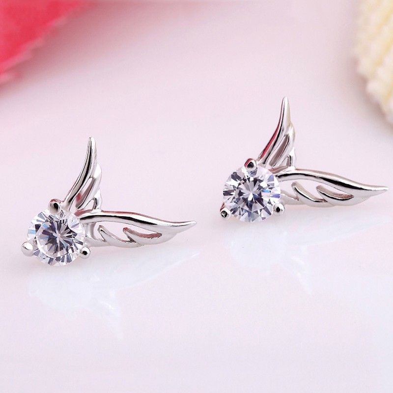 Ailes D'ange Élégantes Avec Boucles D'oreilles Pour Femme En Cristal Solitaire Cupid Cut