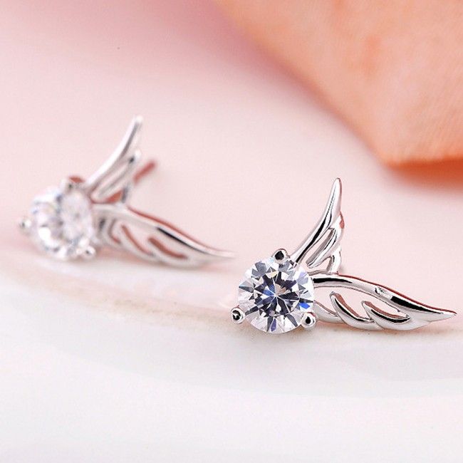 Ailes D'ange Élégantes Avec Boucles D'oreilles Pour Femme En Cristal Solitaire Cupid Cut