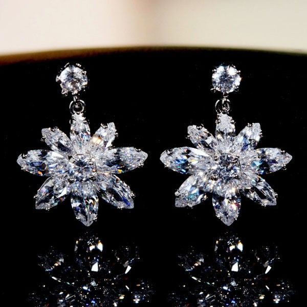 Belles Boucles D'oreilles Pendantes En Cristal De Neige CZ En Argent Sterling 925