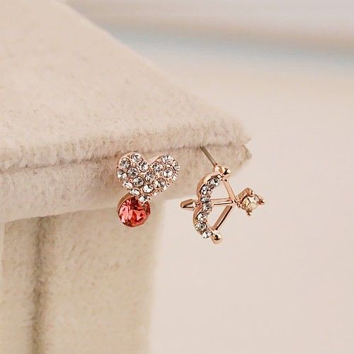 Boucles D'oreilles Asymétriques Pour Femmes Avec Flèche Et Coeur De Cupidon En Diamant Romantique