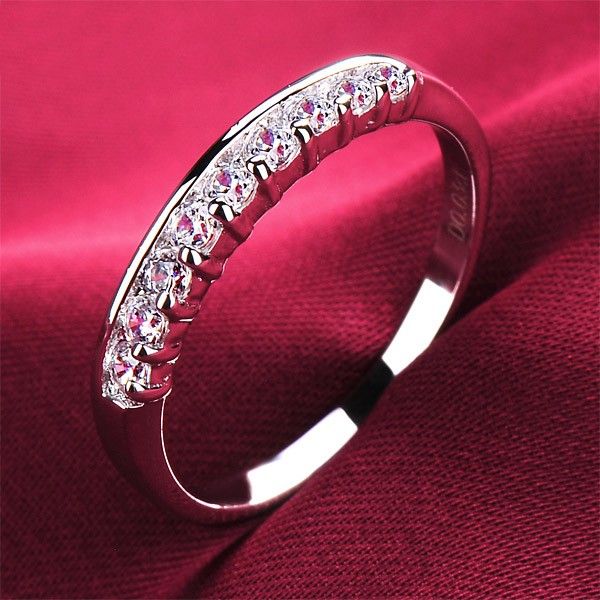 0.3 Carat X 9 Bague De Fiançailles / Mariage / Promesse En Diamant Simulé Pour Elle