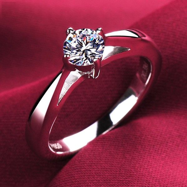 0.39 Carat Simulé Bague De Fiançailles / Mariage / Promesse De Diamant Pour Elle