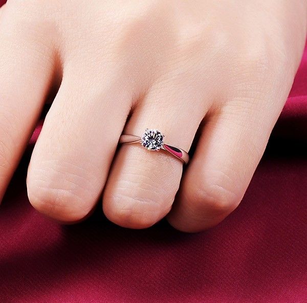 0.5 Carat Simulé Bague De Fiançailles / Mariage / Promesse De Diamant Pour Elle