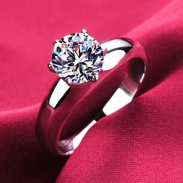 0.6 - 2.0 Carats Simulé Bague De Fiançailles / Mariage / Promesse De Diamant Pour Elle