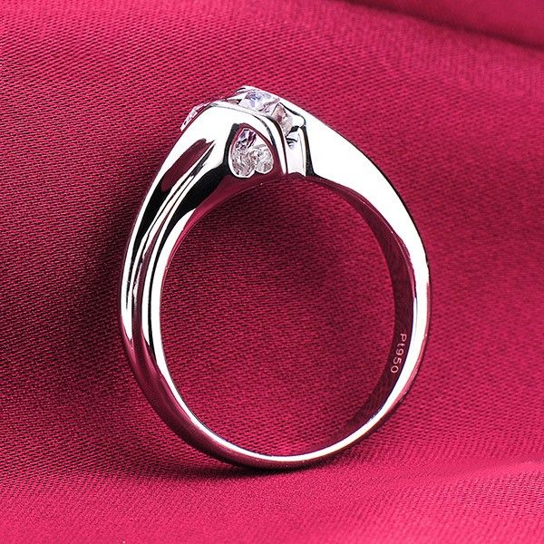 0.6 Carat Simulé Bague De Fiançailles / Mariage / Promesse De Diamant Pour Elle