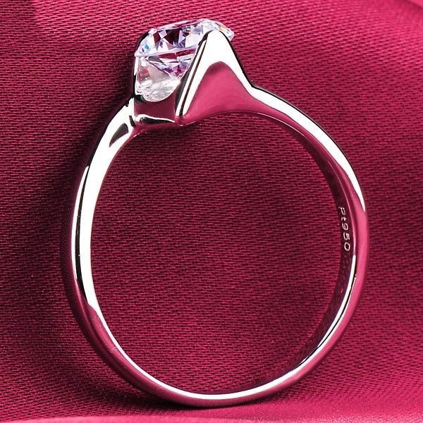 0.6 Carat Simulé Bague De Fiançailles / Mariage / Promesse De Diamant Pour Elle