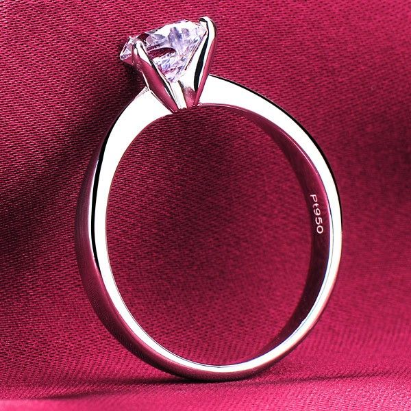 0.6 Carat Simulé Bague De Fiançailles / Mariage / Promesse De Diamant Pour Elle