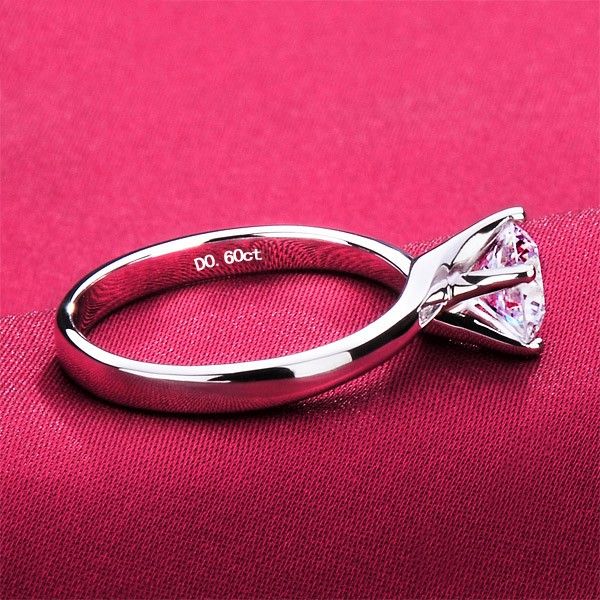 0.6 Carat Simulé Bague De Fiançailles / Mariage / Promesse De Diamant Pour Elle