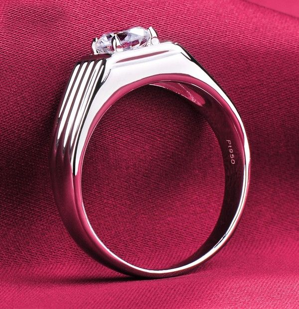 0.6 Carat Simulé Bague De Fiançailles / Mariage / Promesse De Diamant Pour Lui