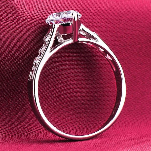 0.8 Carat Simulé Bague De Fiançailles / Mariage / Promesse De Diamant Pour Elle