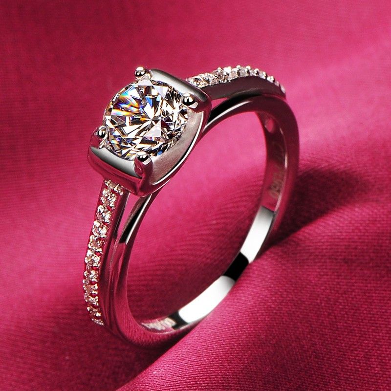 0.8 Carat Simulé Bague De Fiançailles / Mariage / Promesse De Diamant Pour Elle