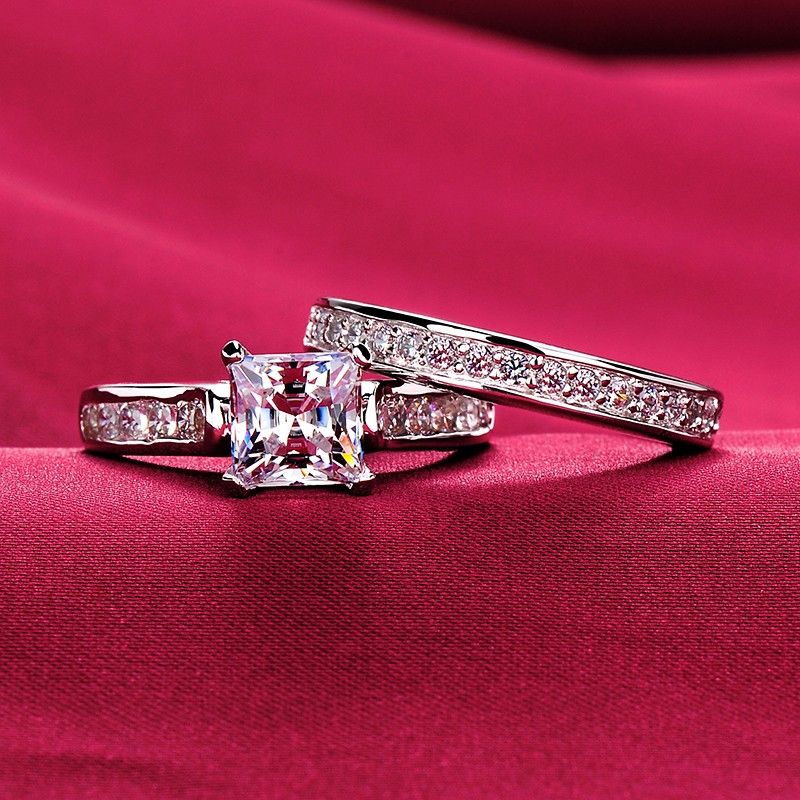 1.0 Carat Simulé Fiançailles / Mariage / Bague De Promesse En Diamant Pour Elle