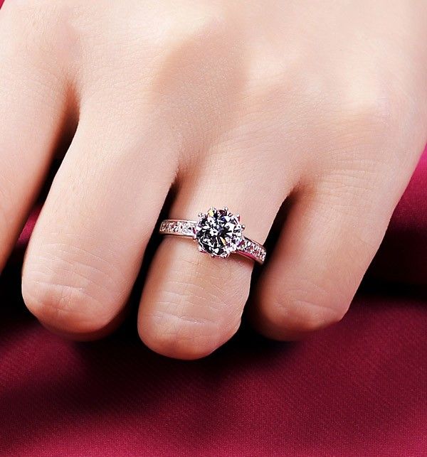 2.0 Carats Simulé Bague De Fiançailles / Mariage / Promesse De Diamant Pour Elle