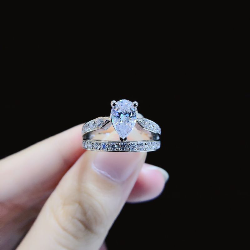 2.0 Ct 925 Argent Platine Plaqué Poire Simulé Promesse De Diamant / Mariage / Bague De Fiançailles Pour Les Femmes Fille Amis Cadeau De La Saint-valentin