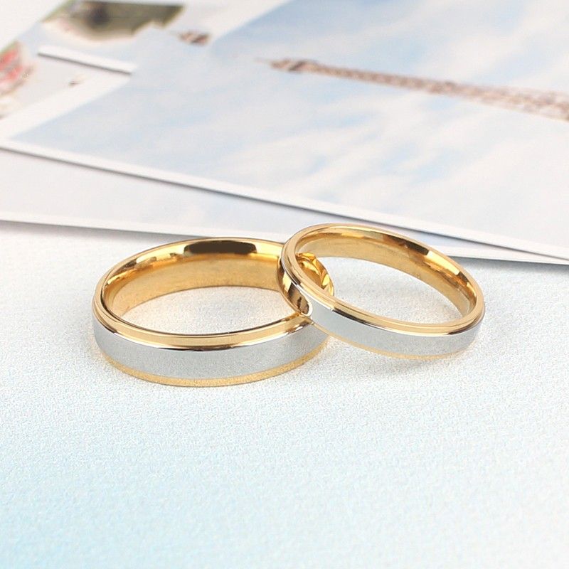 Anneaux De Couple De Mariage Gravés Créatifs Originaux 18k