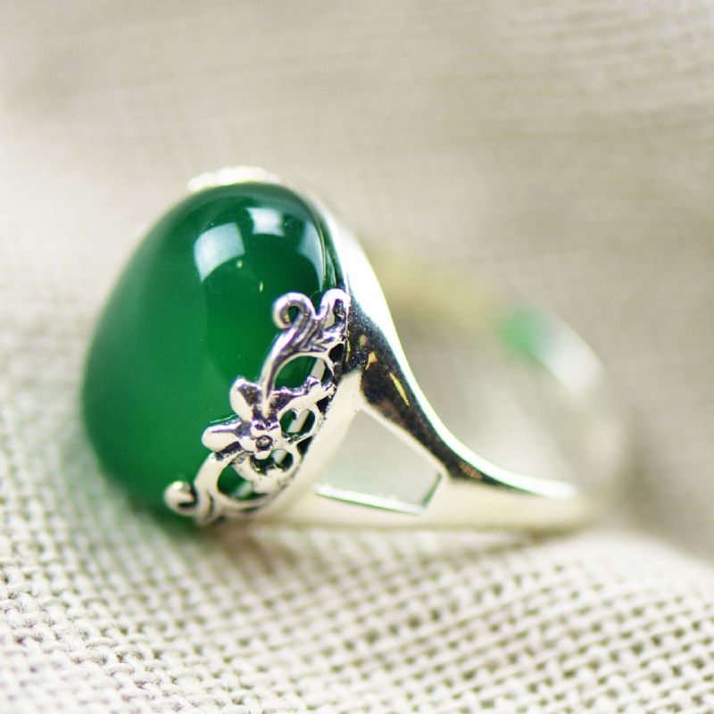 Bague En Calcédoine Verte Naturelle Incrustée En Argent Sterling 925 Avec Bordure Magnifiquement Sculptée