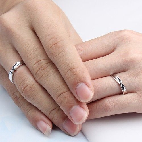 Bague De Couple À Lettres Créatives Avec Ouverture En Argent