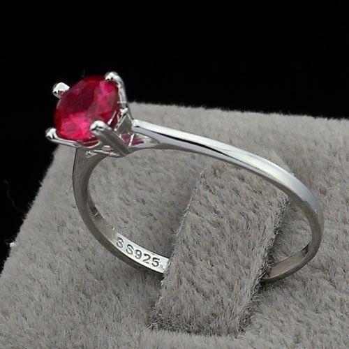 Bague Pour Femme De Style Classique À Quatre Griffes En Argent Sterling 925 Incrusté De Corindon Rouge