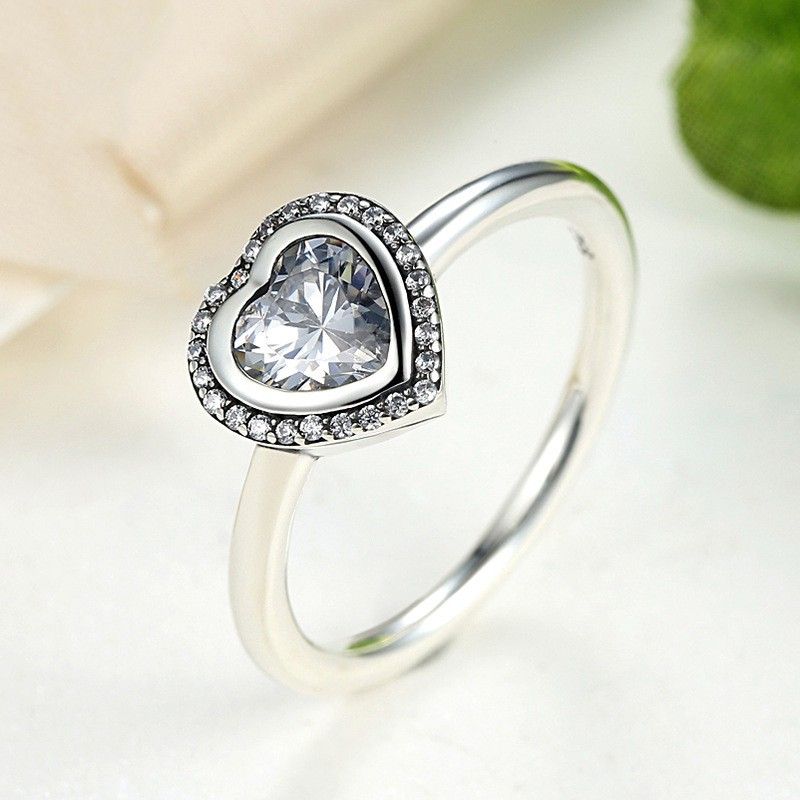 Bague De Fiançailles CZ En Forme De Coeur En Argent Sterling S925