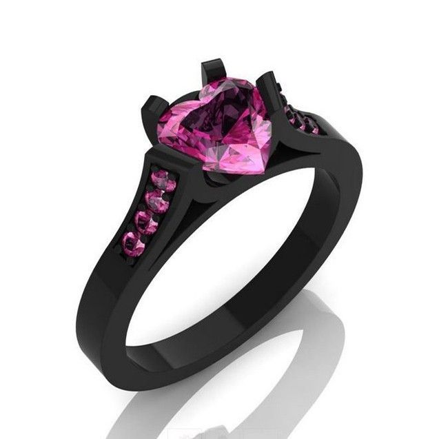 Bague De Fiançailles CZ En Forme De Coeur Incrustée D'or Noir Personnalisé