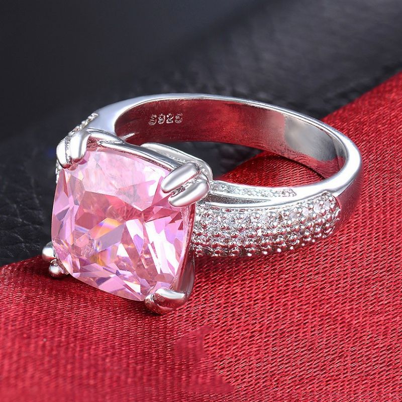 Bague De Fiançailles CZ Rose Incrustée Ultra-luxueuse De Mode Haut De Gamme