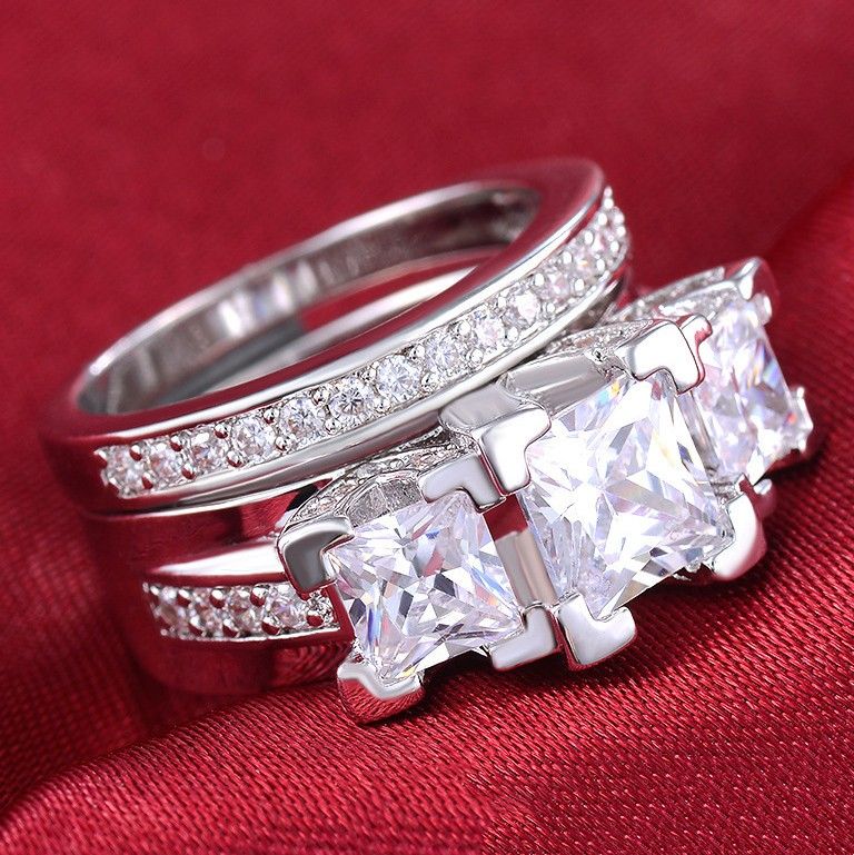 Bague De Fiançailles Pour Femmes CZ Incrusté De Cuivre Généreux Étincelant