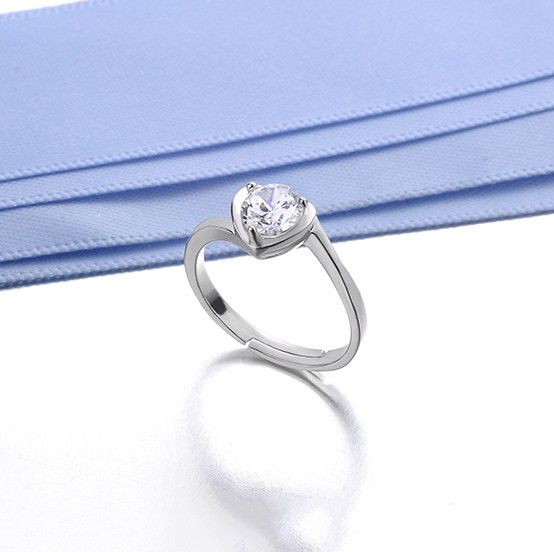 Bague De Fiançailles En Forme De Coeur S925 En Argent Incrusté De Zircone Cubique