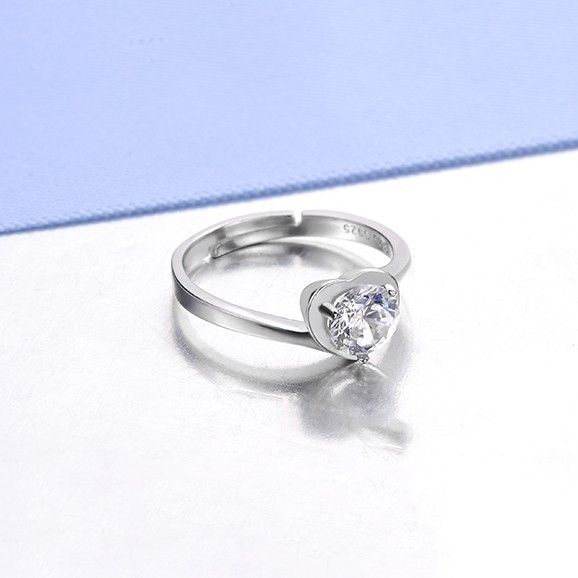 Bague De Fiançailles En Forme De Coeur S925 En Argent Incrusté De Zircone Cubique