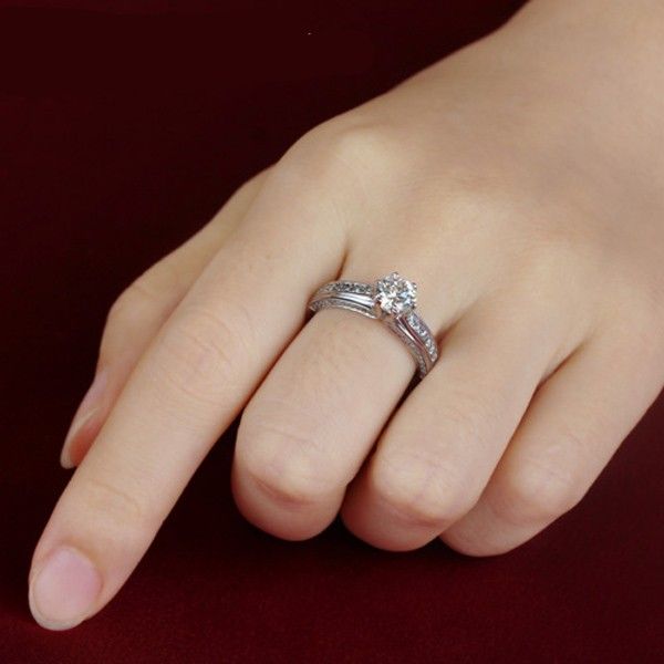 Bague De Fiançailles / Mariage En Argent Sterling 925 Brillant Avec Gros Diamant Artificiel Rond