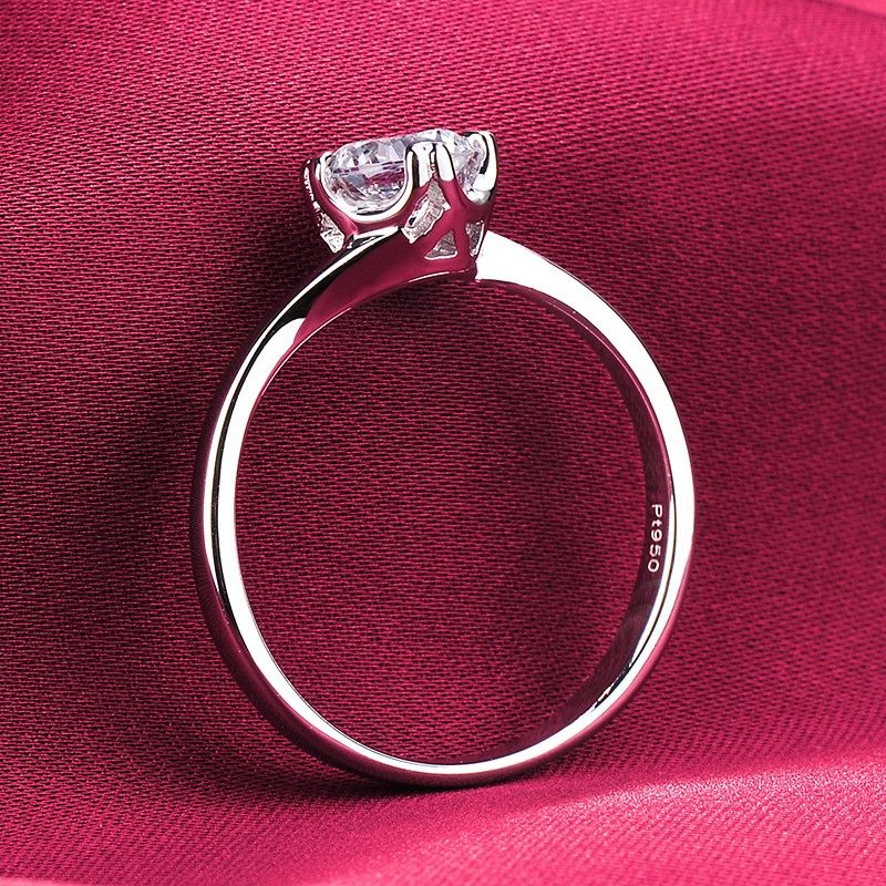 Bague De Fiançailles / Mariage / Promesse En Diamant Simulé De 0.5 Carat Pour Elle