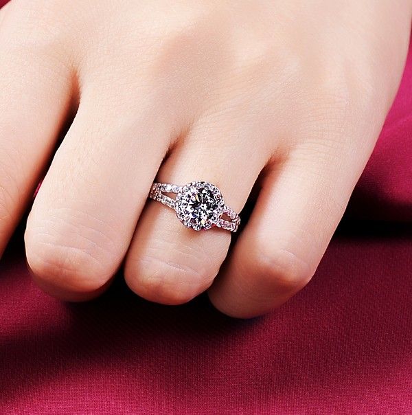 Bague De Fiançailles / Mariage / Promesse En Diamant Simulé De 1.0 Carat Pour Elle