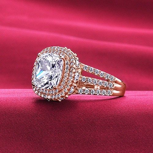 Bague De Fiançailles / Mariage / Promesse En Or Rose Simulée De 4.0 Carats Pour Elle