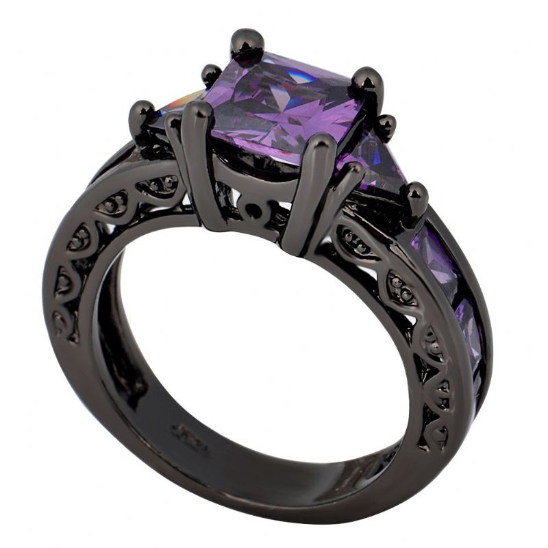 Bague De Fiançailles En Or Noir Incrusté De Zircone Cubique Avec Atmosphère Luxueuse Classique