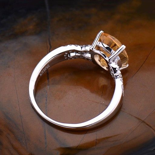 Bague De Fiançailles Ovale En Argent Sterling 925 Avec Atmosphère Luxueuse