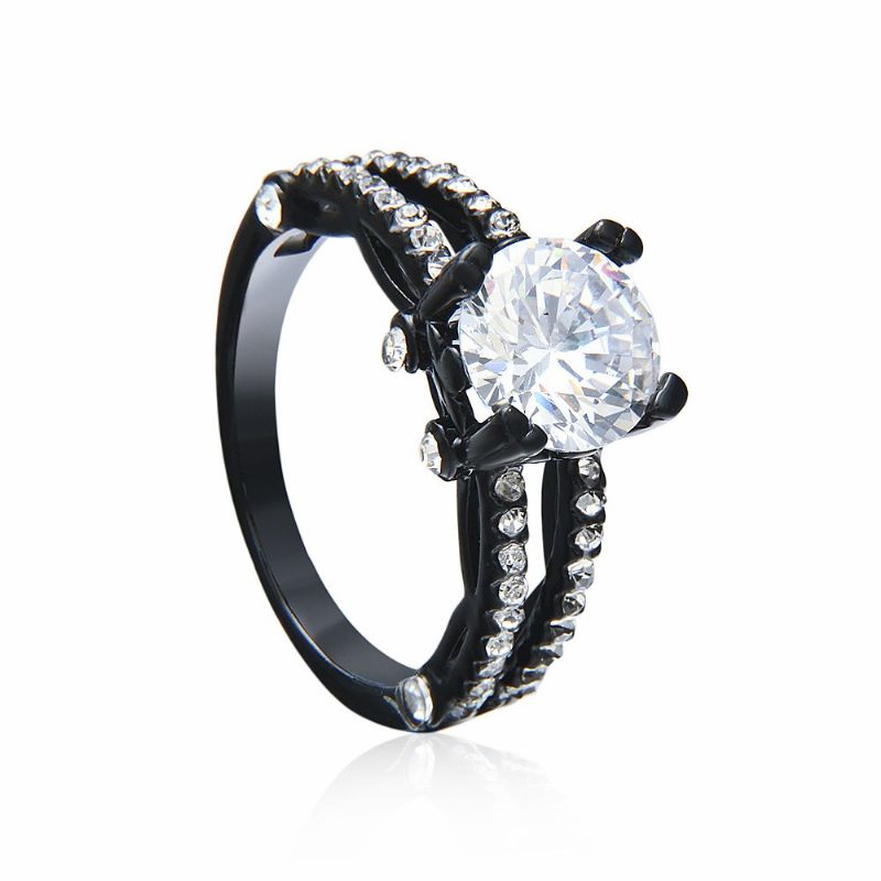 Bague De Fiançailles En Zircone Cubique Incrustée D'or Noir Atmosphérique Simple