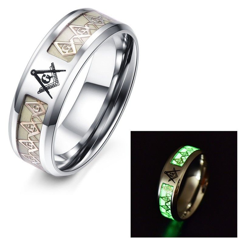 Bague D'homme En Acier Titane Avec Motif Dragon Vif Noctilucent