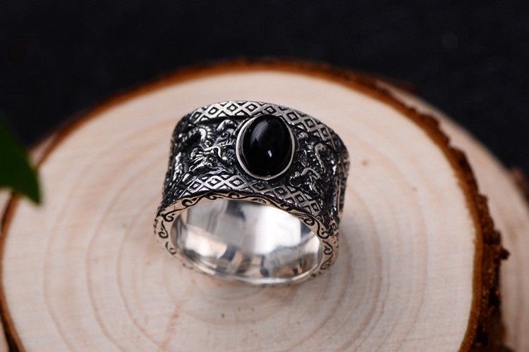 Bague Pour Homme En Argent Sterling À Motif Dragon Grenat Et Agate Noire S925