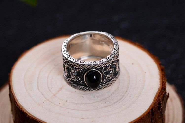 Bague Pour Homme En Argent Sterling À Motif Dragon Grenat Et Agate Noire S925