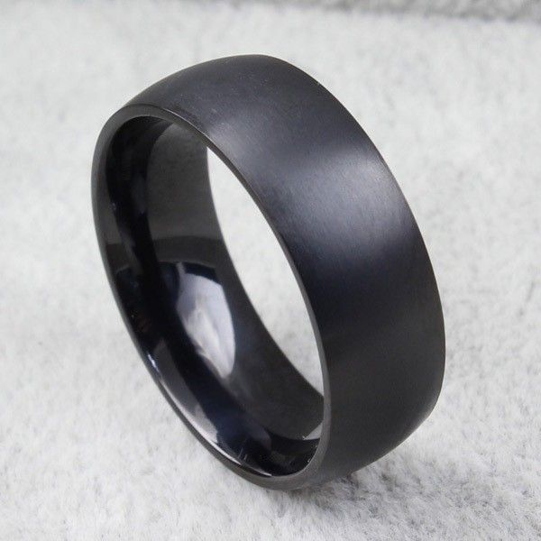 Bague Pour Hommes En Acier Au Titane À Mouture Fine Noire Fraîche