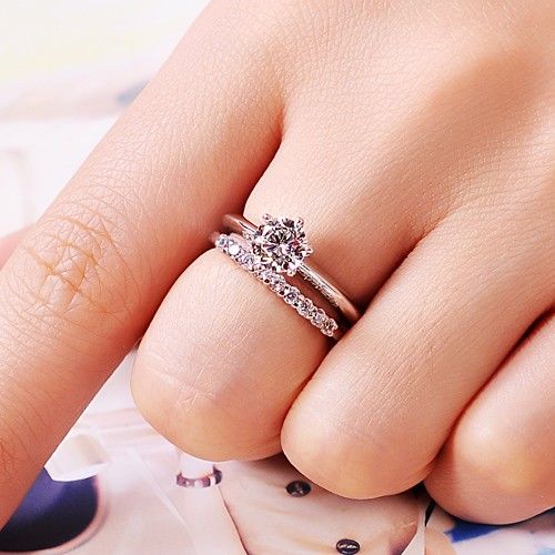 Bague De Mariage Pour Femme Ronde À 6 Broches Avec Zircone Cubique Pour Femme En Argent Sterling 925 Plaqué Platine