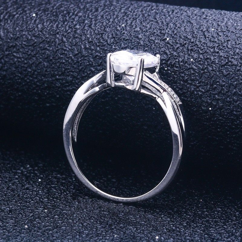 Bague De Promesse En Argent Sterling 925 À Quatre Griffes De Coupe Ovale Classique