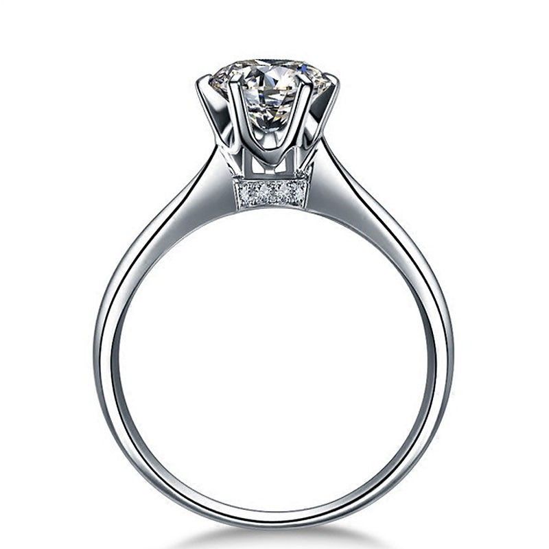 Classic Round Cut Six Claw S925 Bague De Fiançailles CZ Incrustée D'argent