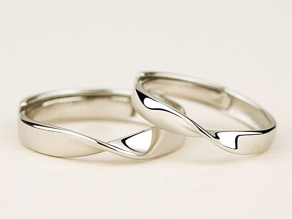 Conception Originale Mobius Endless Love S925 Anneaux De Couple Réglables Pour Amoureux En Argent Sterling