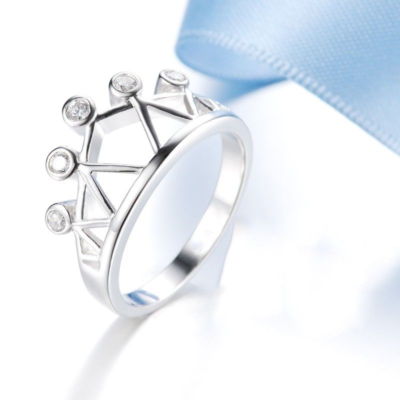 Creative Hollow Grid S925 Anneau De Couronne En Zircon Cubique Incrusté D'argent