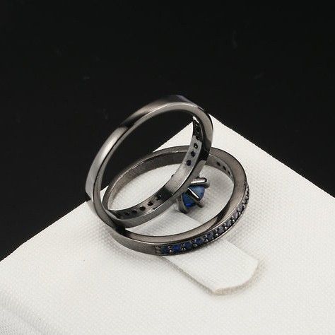 Ensembles De Bague De Fiançailles De Luxe En Or Noir Incrusté De Zircon Cubique Bleu Haut De Gamme