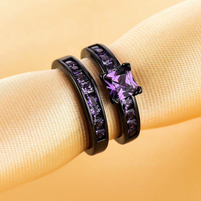 Ensembles De Bagues De Fiançailles En Zircon Cubique Violet Romantique Incrusté D'or Noir Haut De Gamme