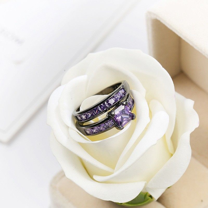 Ensembles De Bagues De Fiançailles En Zircon Cubique Violet Romantique Incrusté D'or Noir Haut De Gamme