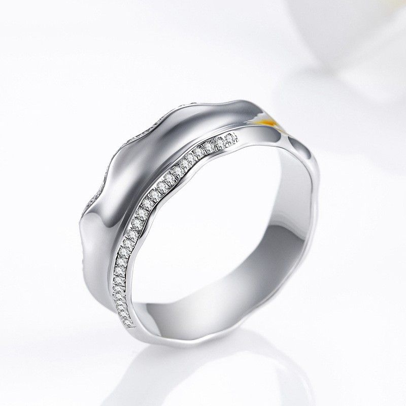 Large Bague De Fiançailles À Zircon Cubique Incrustée D'argent De Mode Dominatrice